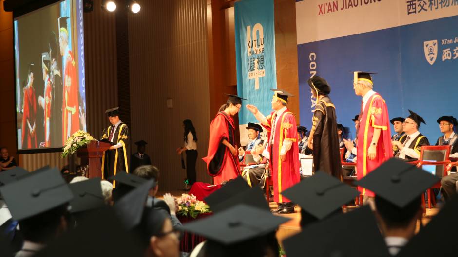 Celebrations for graduation 2016 begin at XJTLU